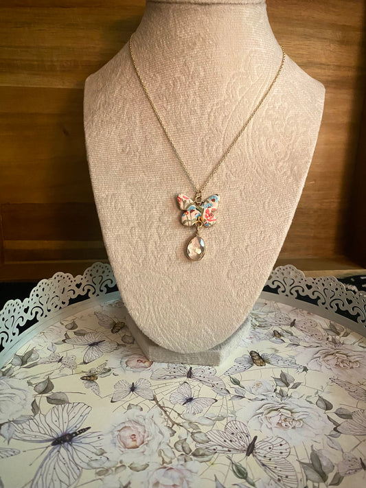 Light Floral Butterfly Pendant Necklace