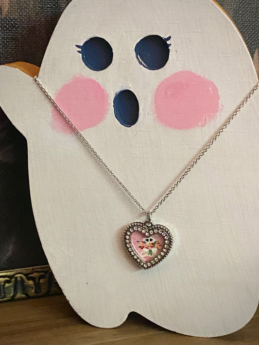 Ghostie Flowers Necklace