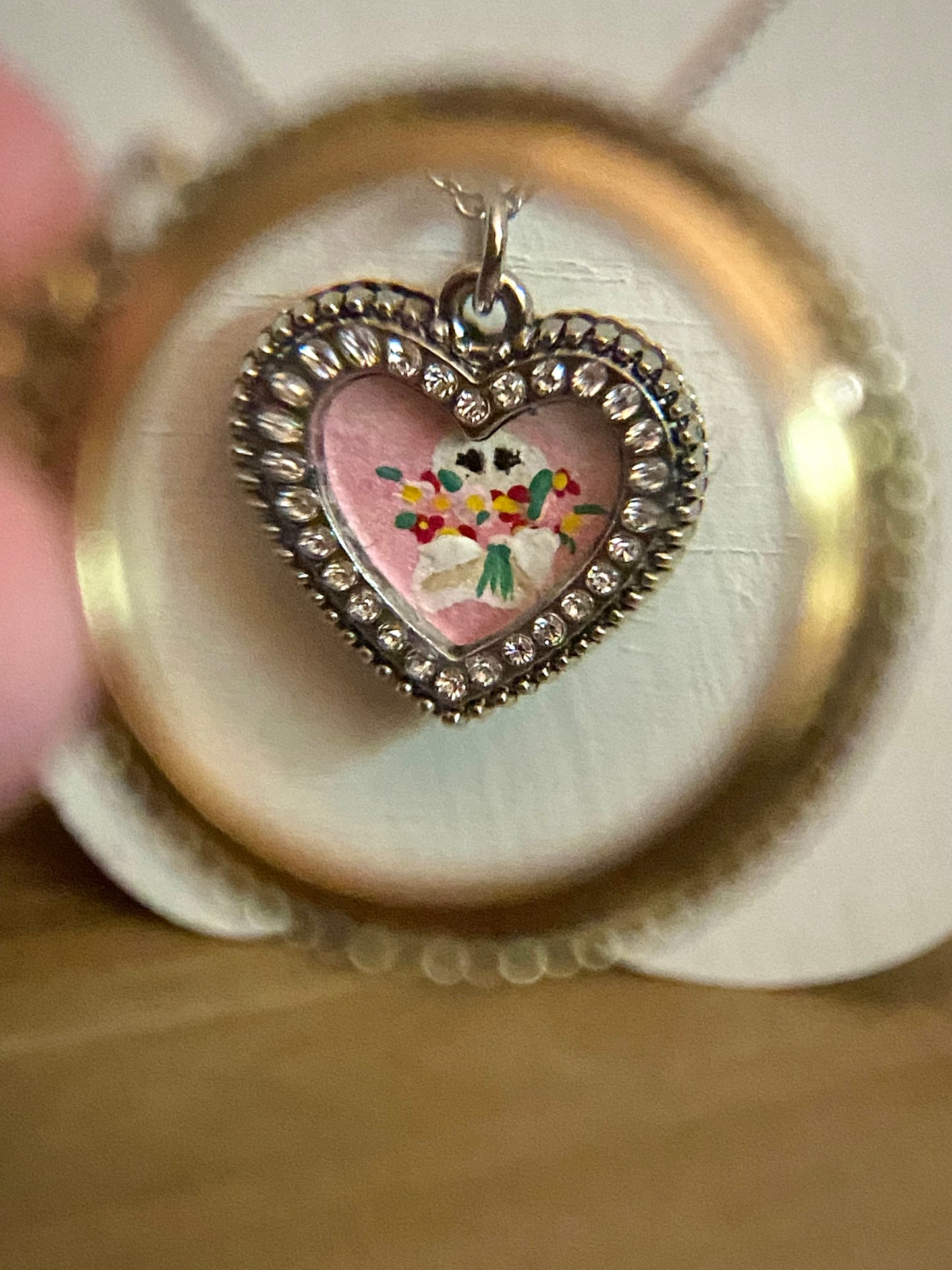 Ghostie Flowers Necklace