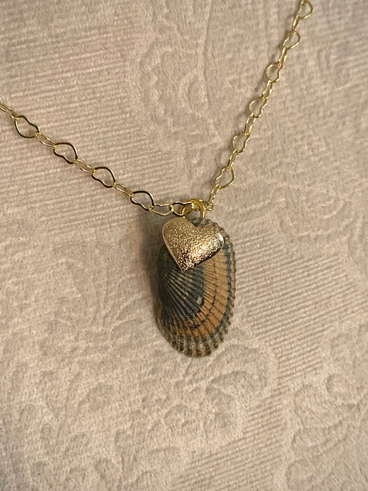 Heart of Gold Shell Necklace