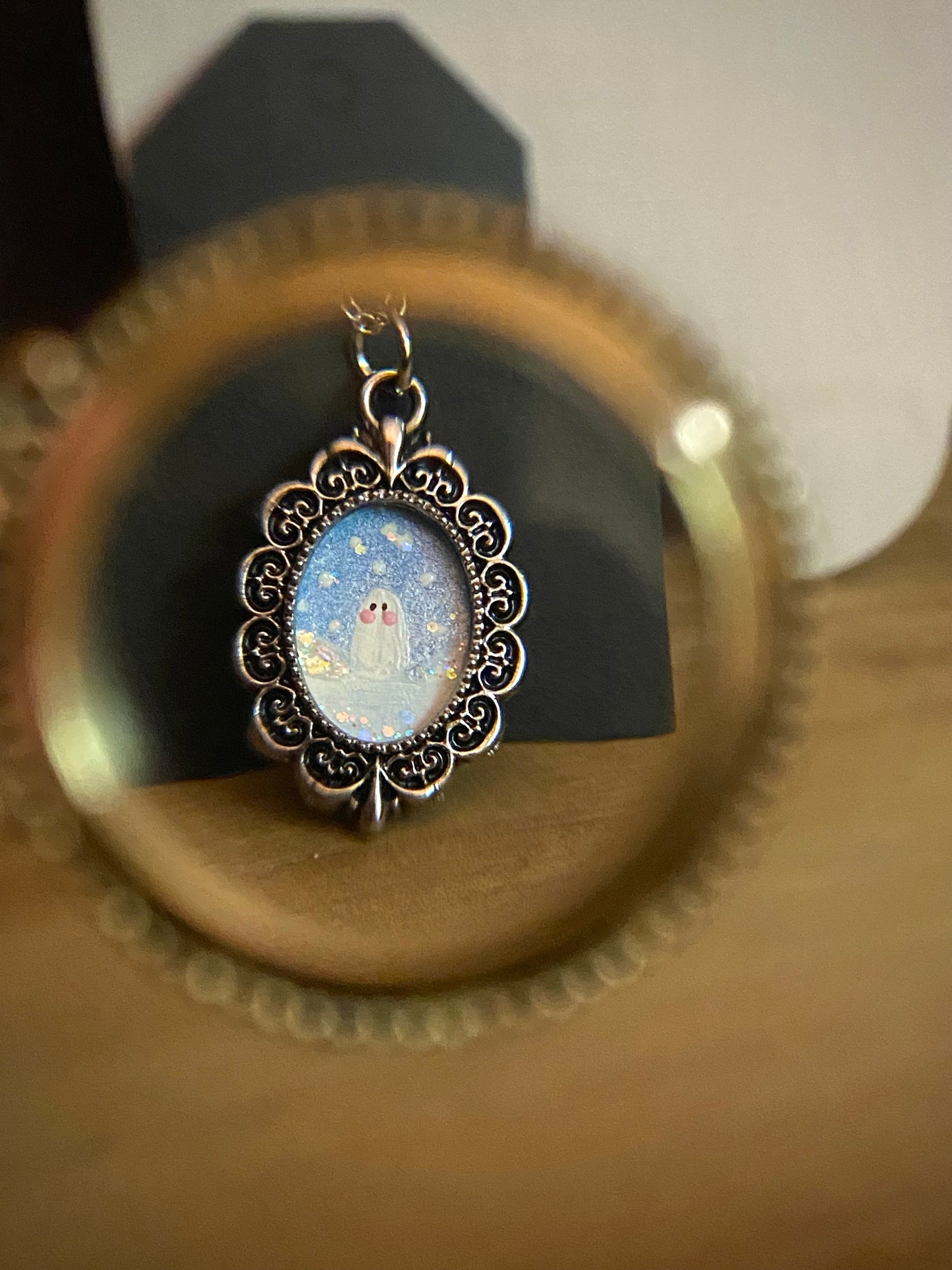 Snow Ghost (Oval)