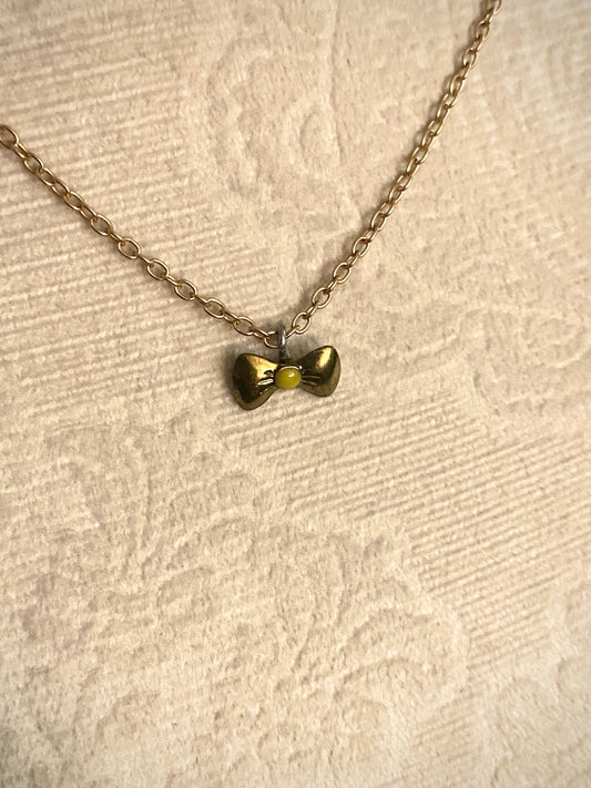 Tiny Bow Choker