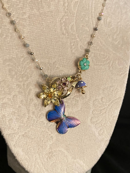 Vintage Gold Foliage Necklace