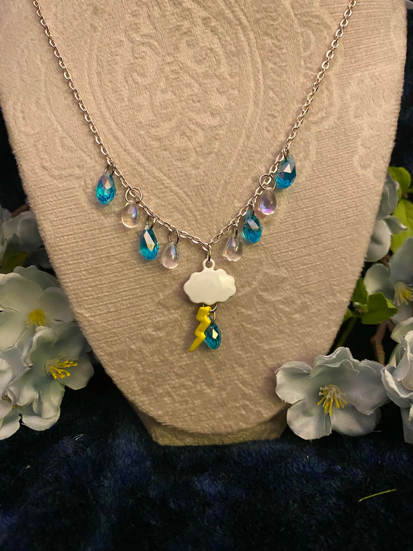 Sparkle rain necklace