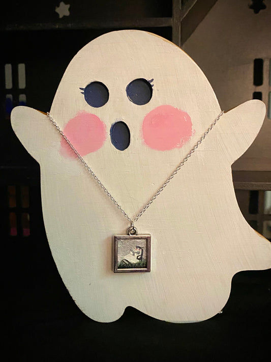 Ghost Moonbathing