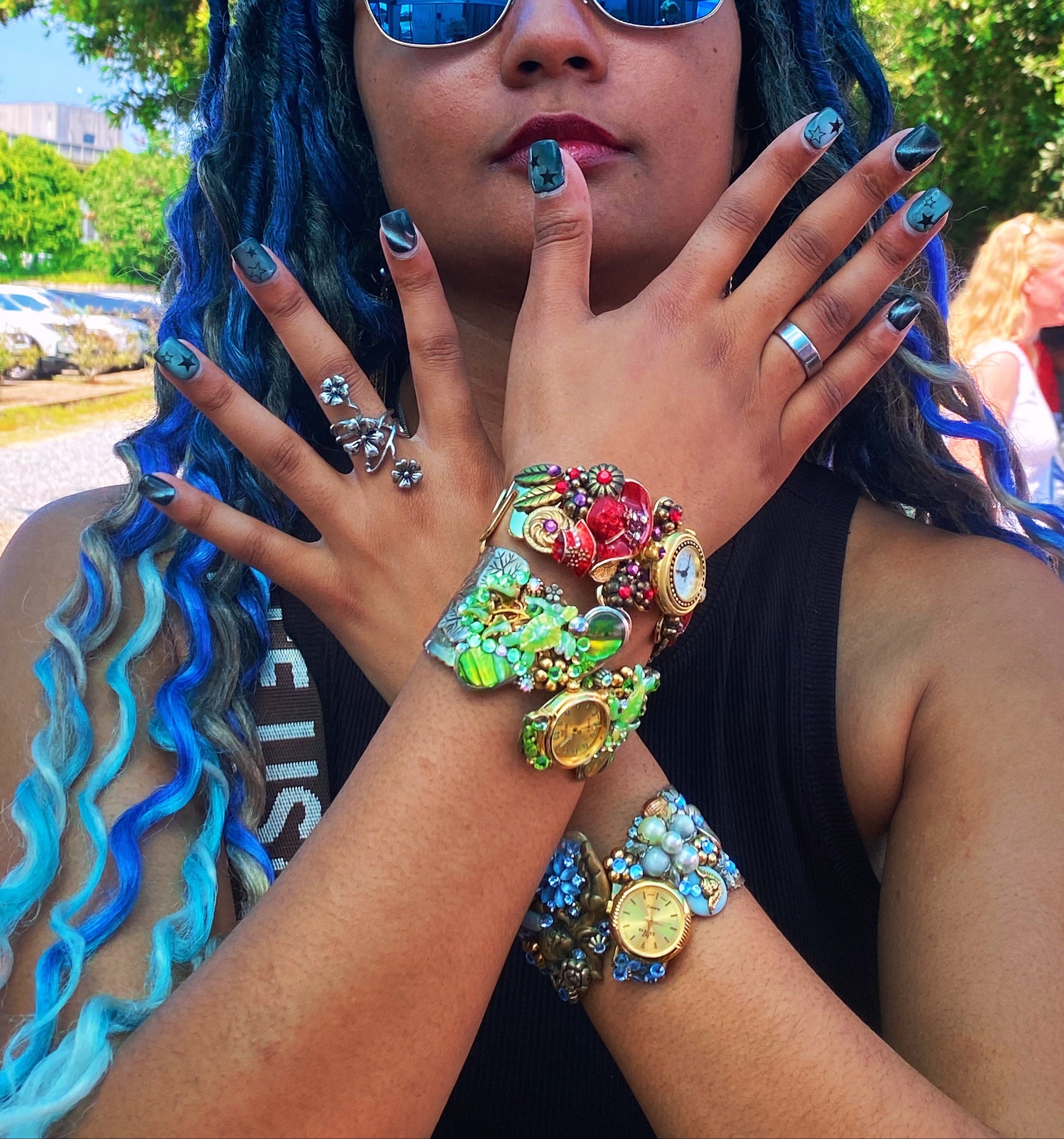 Custom Bangles for Unique Style