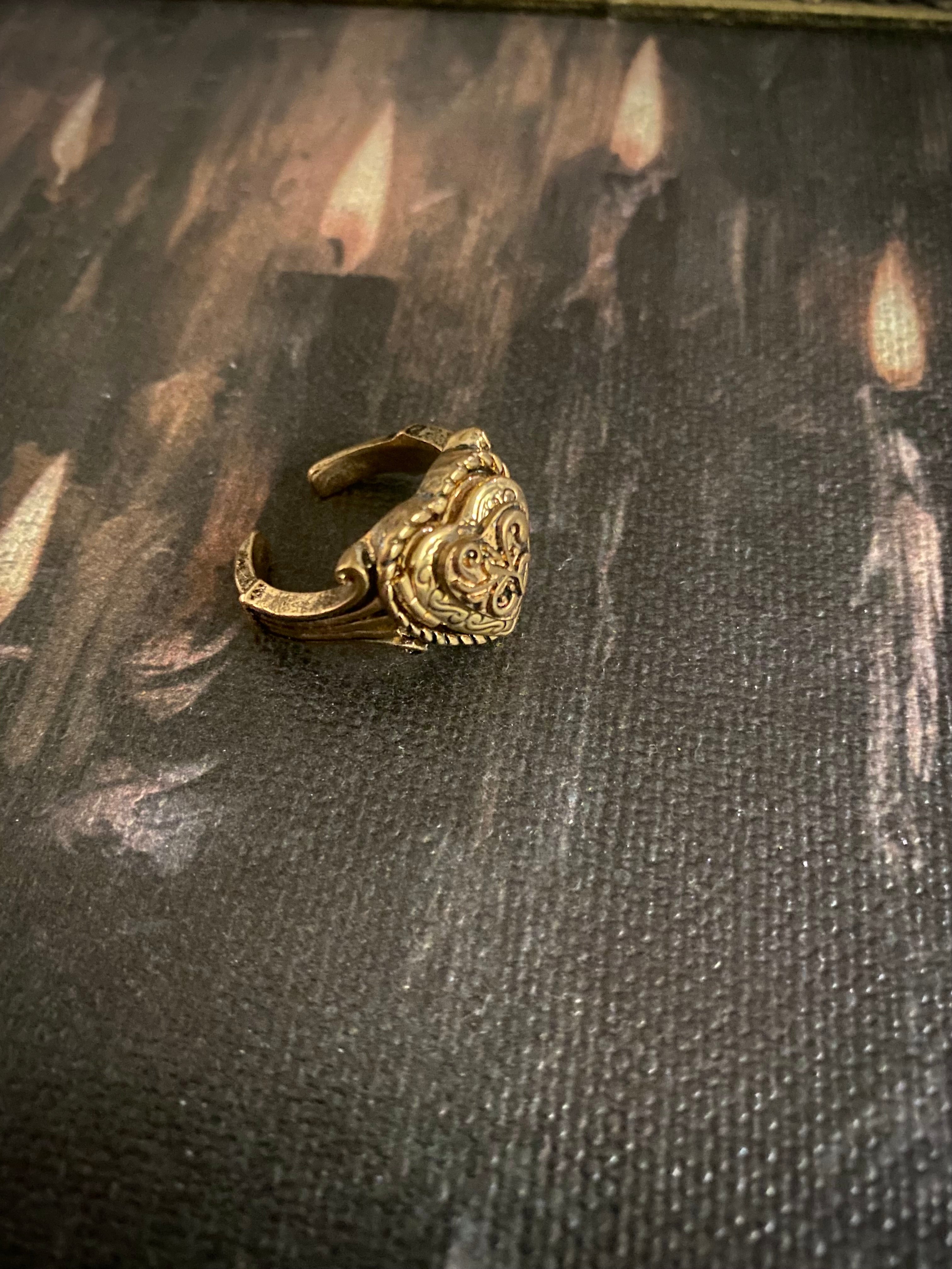 Witch Ghost Ring