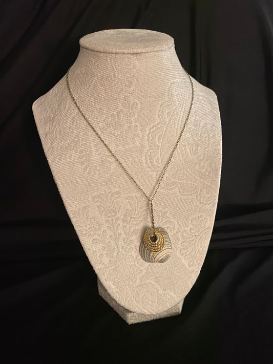 Rope Shell Necklace