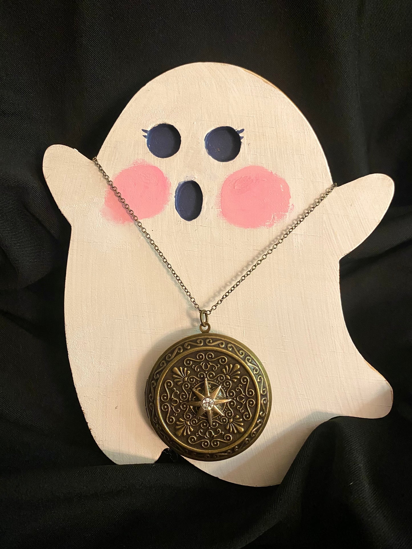 Sparkle Vampire Locket