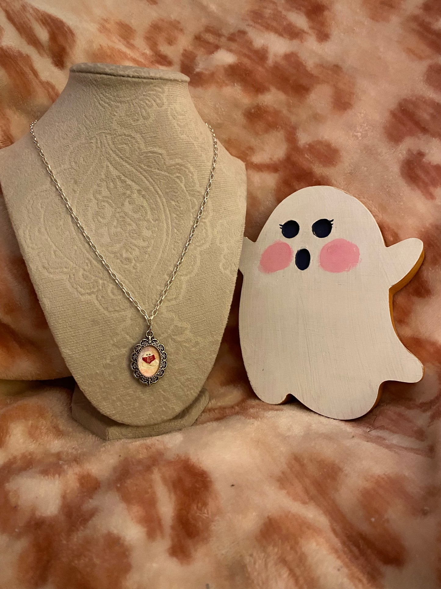 Ghostie Reads Necklace