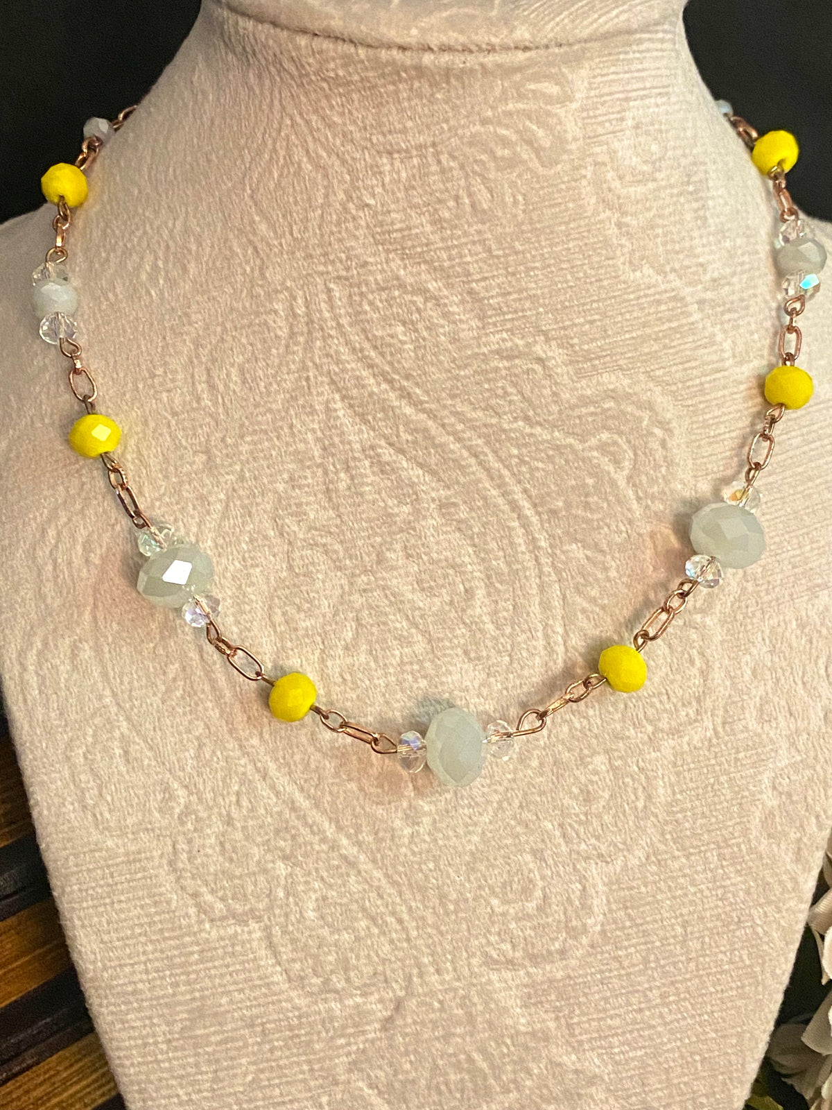 Simple Elegant Choker