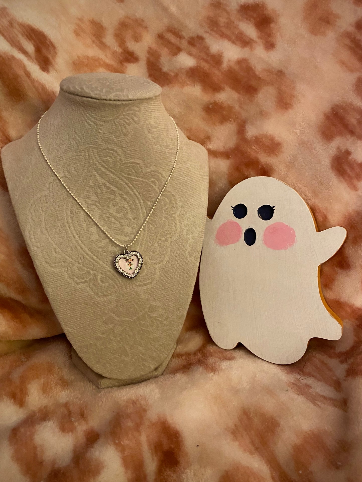 Floral Ghostie Necklace