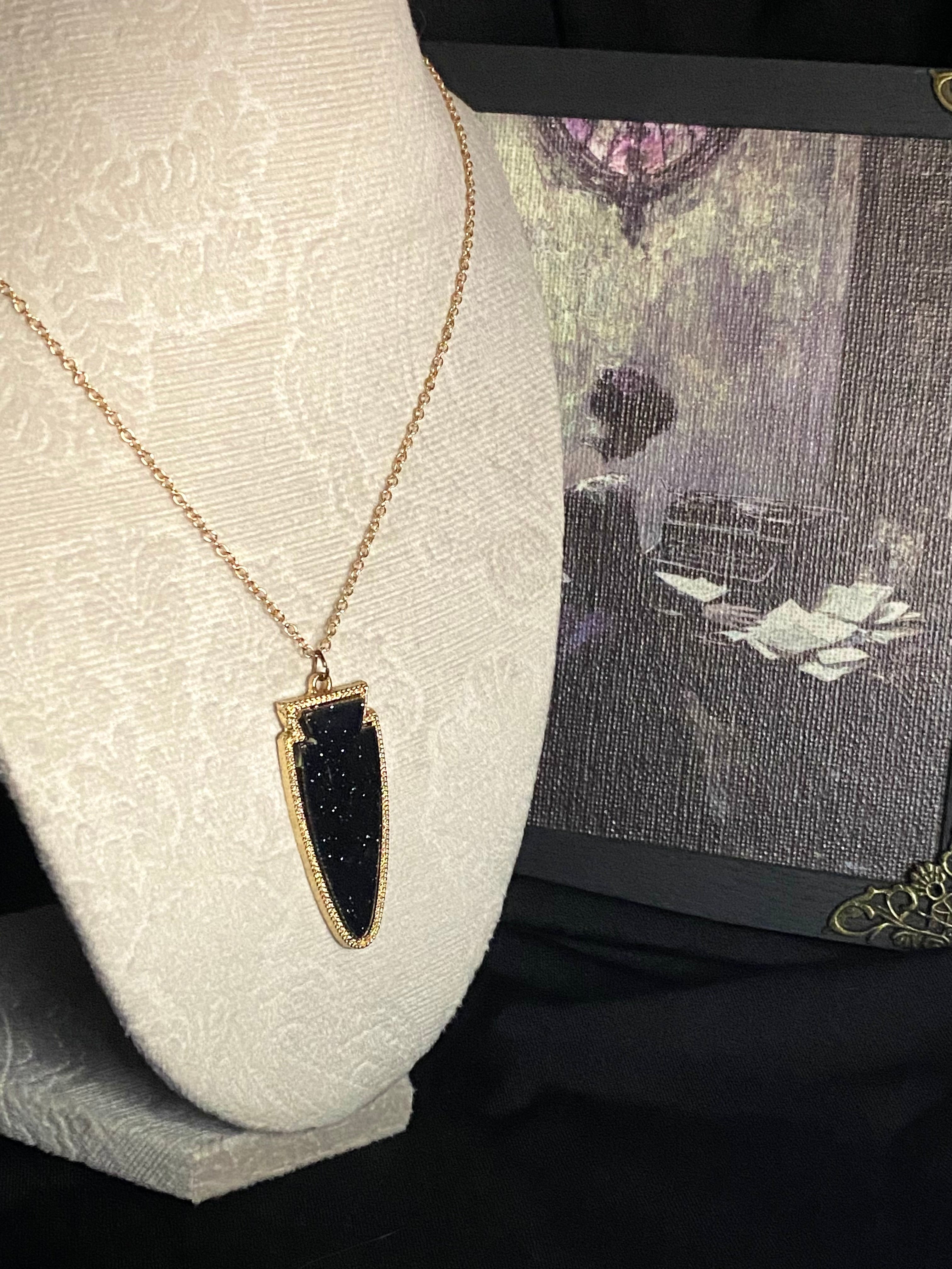 Black Arrowhead-Inspired