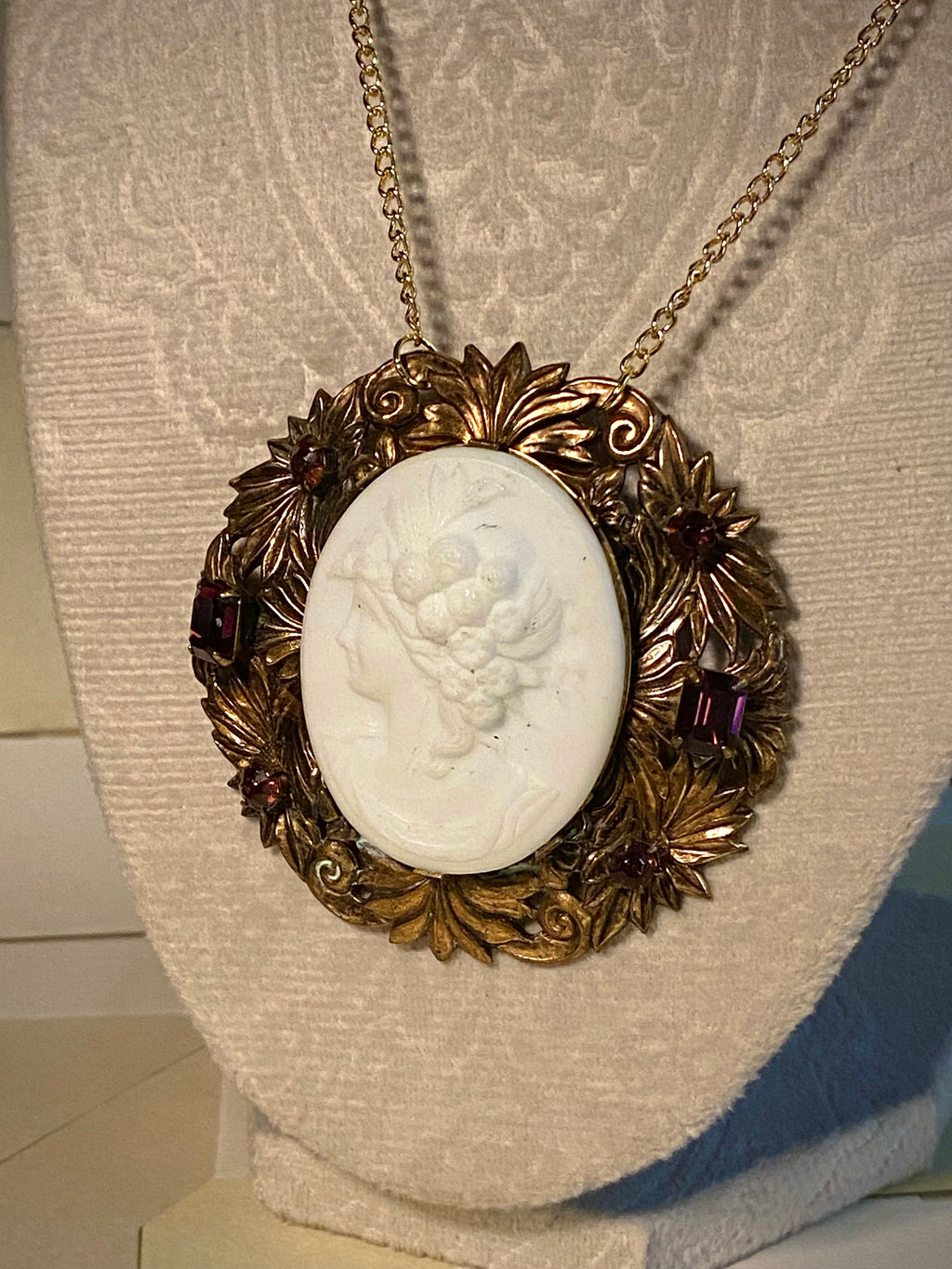 Large Vintage Cameo