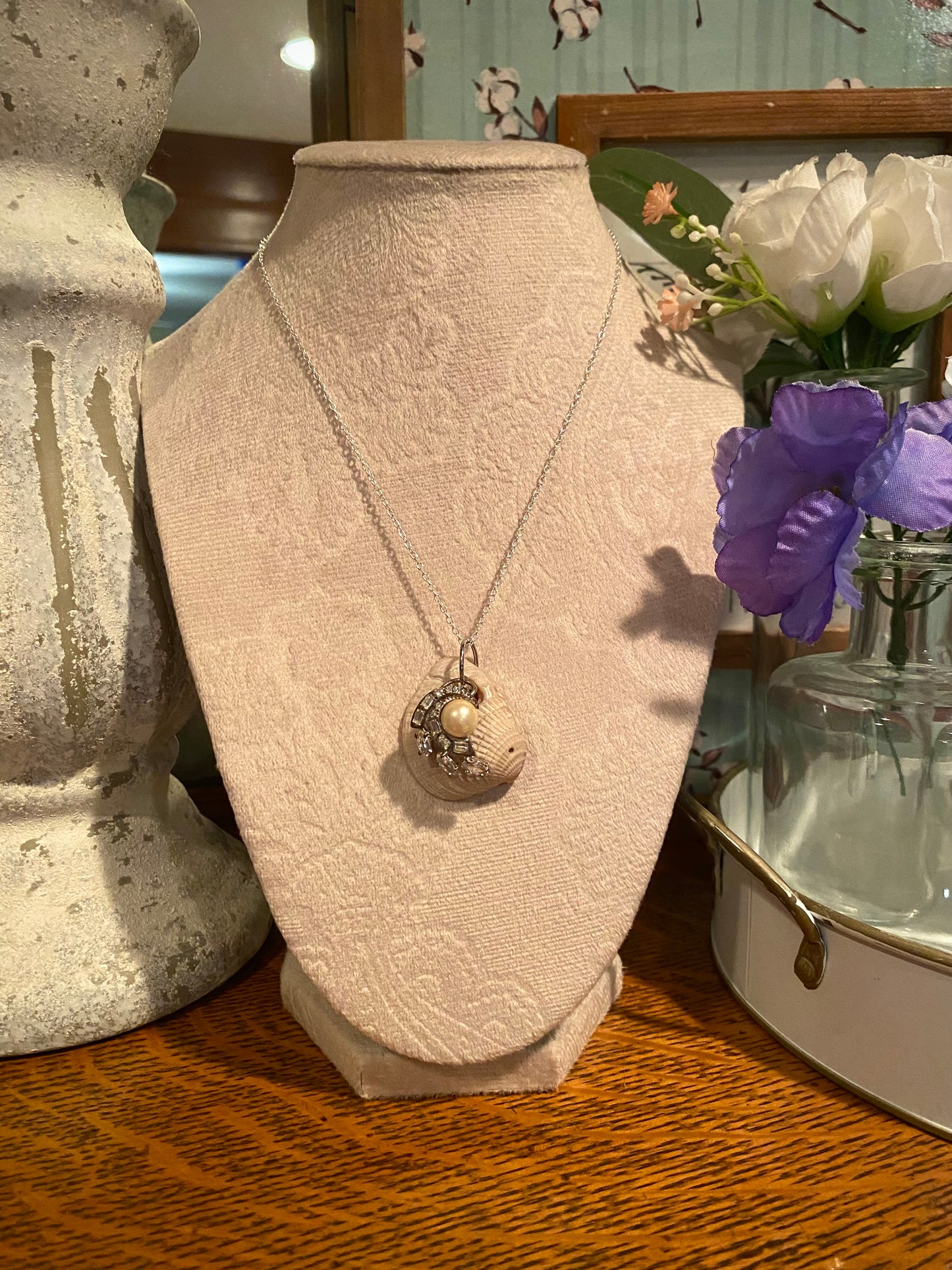 Silver Sparkle Shell Pendant