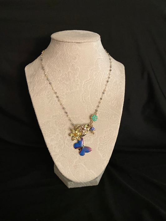 Vintage Gold Foliage Necklace